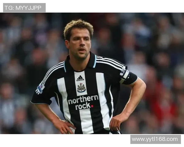 世界百大球星盘点：足坛传奇人物与巅峰对决的荣耀历程