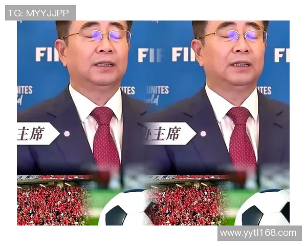 足球巨星失控风波揭秘：从场上争议到场外纷争，球员形象如何崩塌