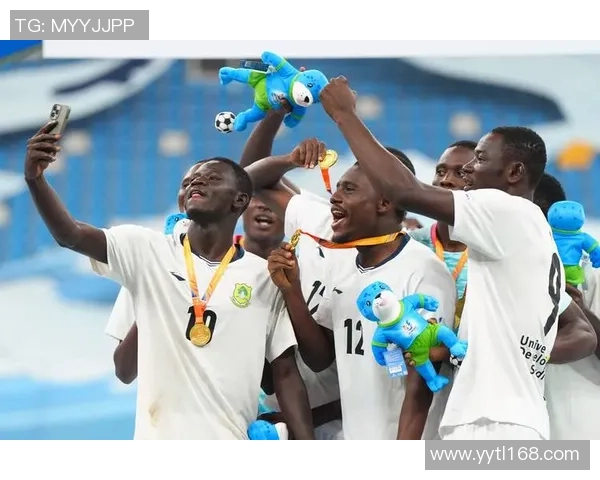 球星足球运动员因场上冲突频频发生抽嘴巴事件引发关注